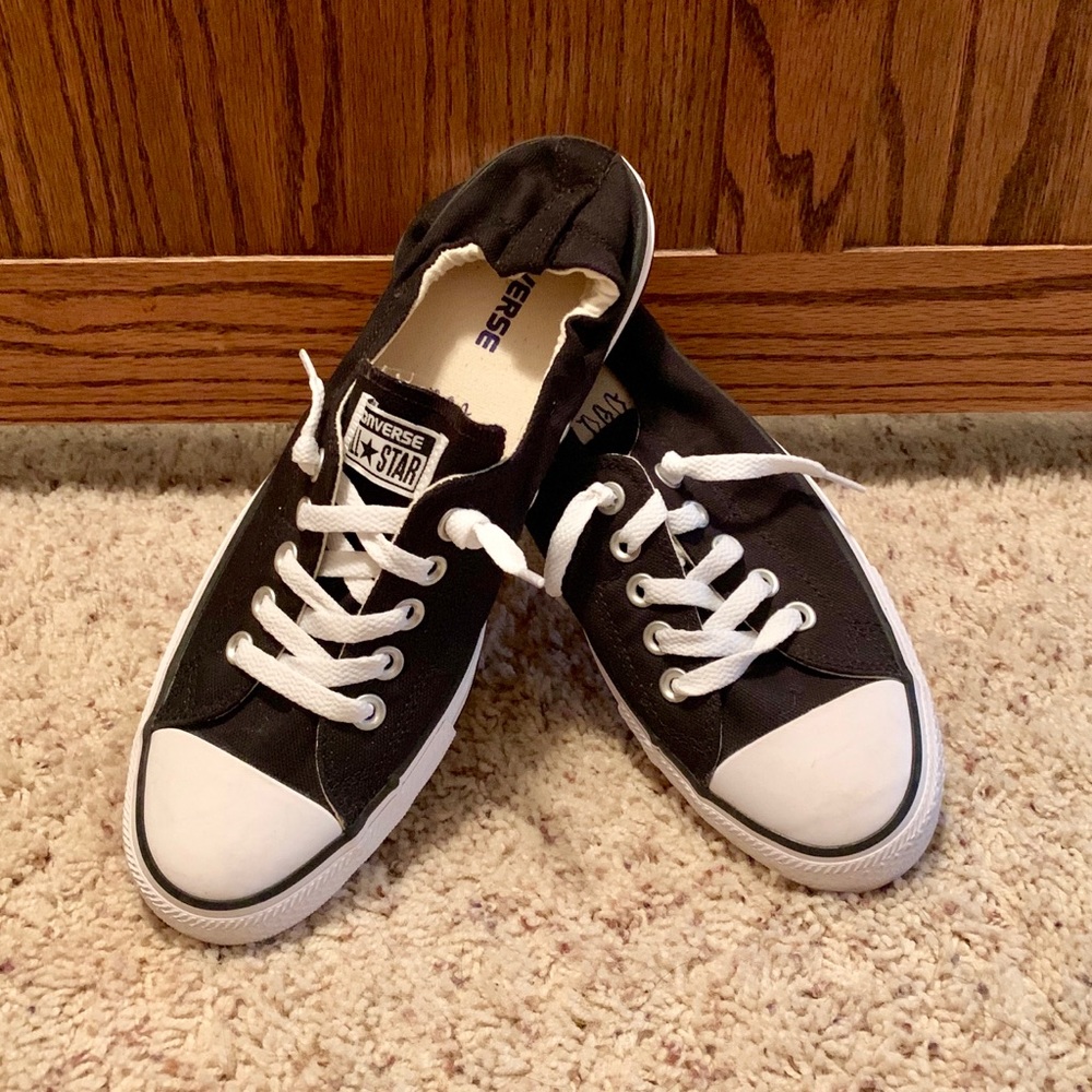 Converse shoreline black sneaker size 11 (NWOT)